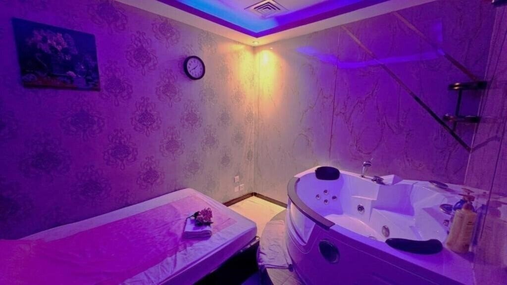 Фото J5 Hotels Bur Dubai 3*