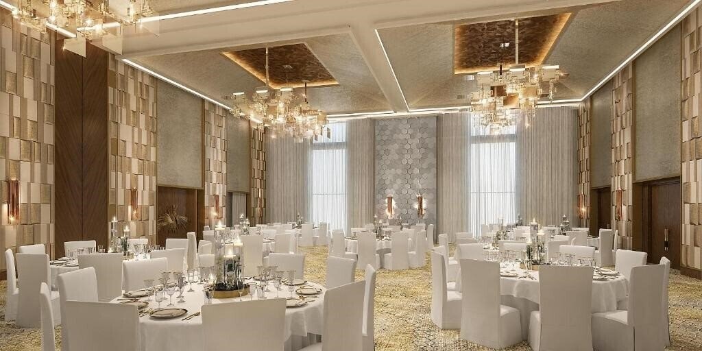 Картинка Holiday Inn Dubai Al Maktoum Airport 4*