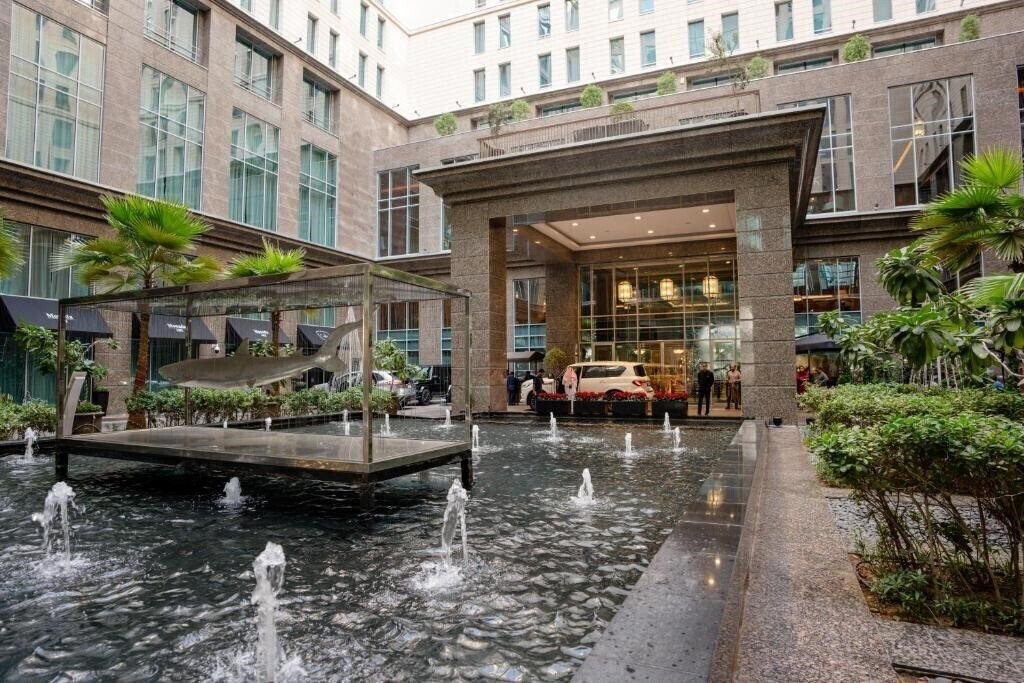 Фотография The Ritz-Carlton, DIFC Downtown 5*