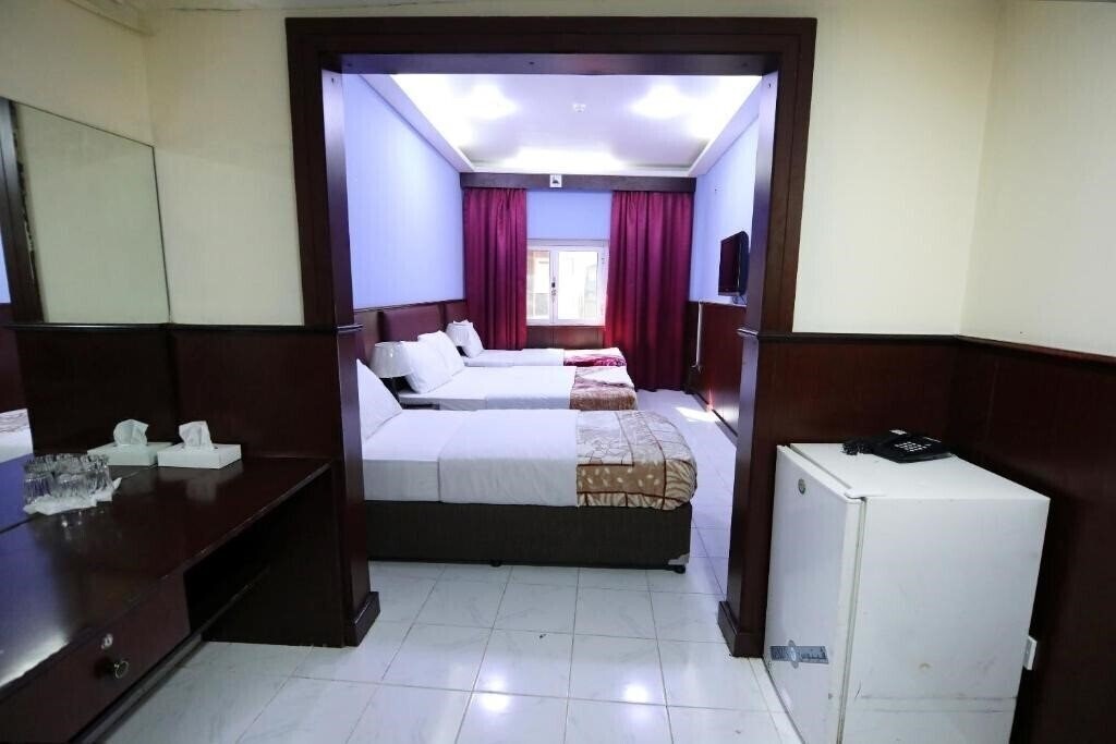 Изображение Tanha Hotel 3*