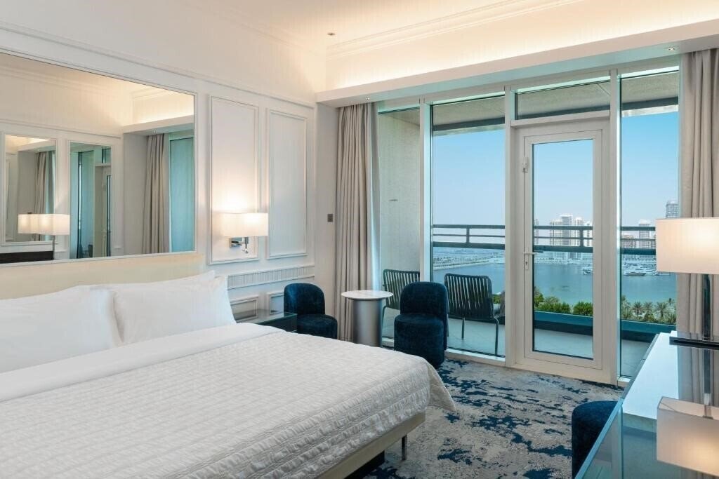 Фотография Le Meridien Mina Seyahi Beach Resort & Water Park 5*