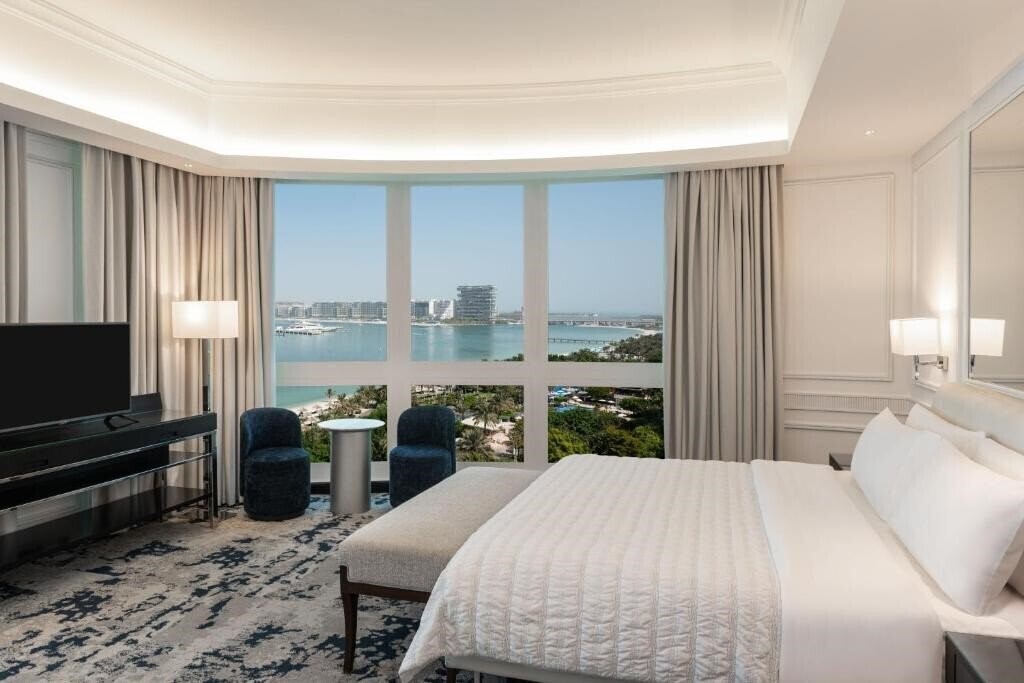 Изображение Le Meridien Mina Seyahi Beach Resort & Water Park 5*