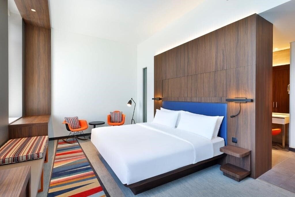 Отель Aloft Dubai Airport 4*