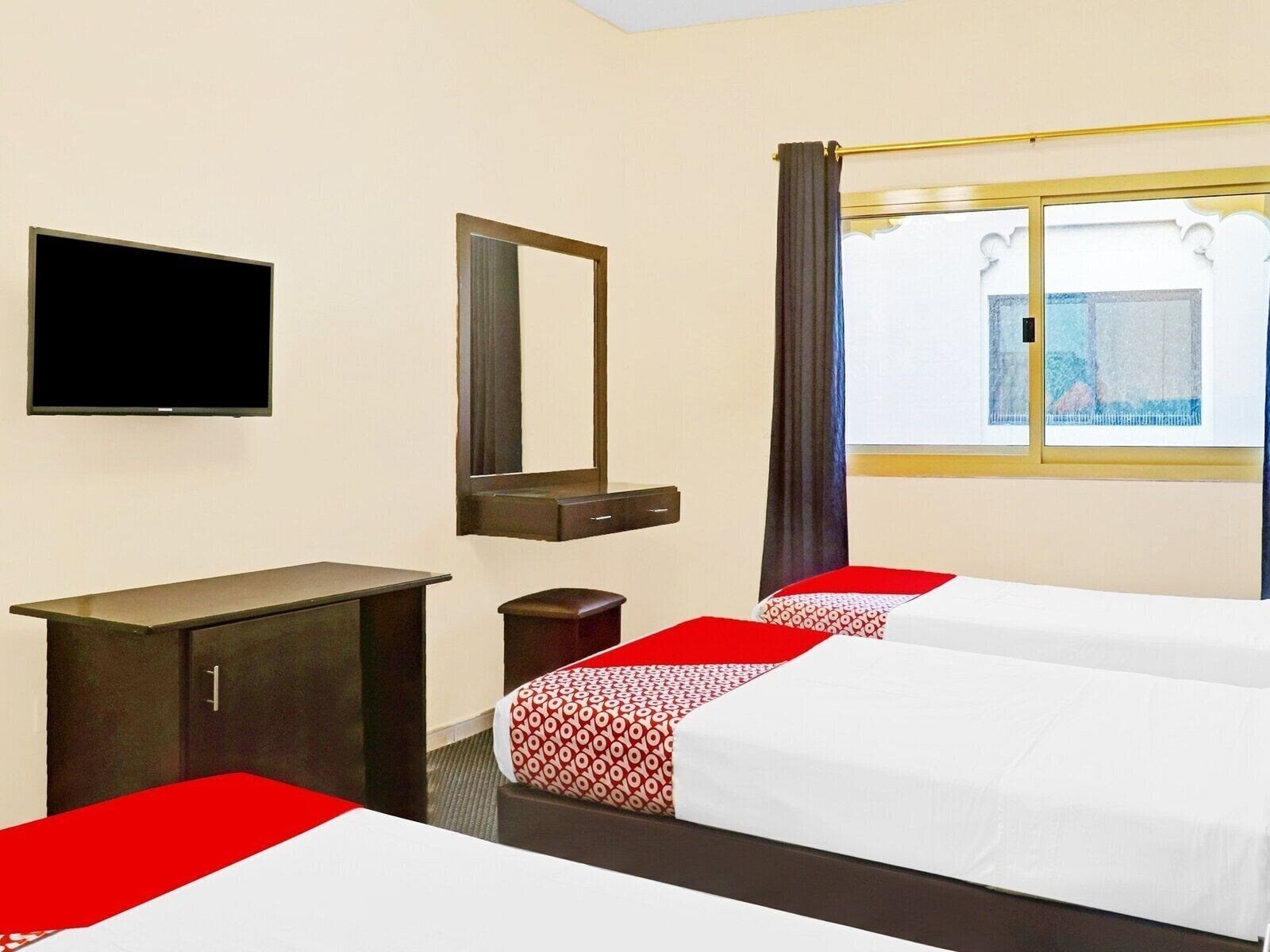 Фотография Oyo 800 Moon Creek Hotel 2*