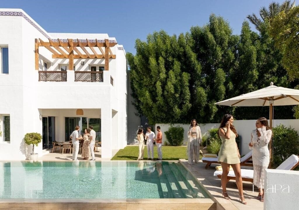 Отель Dubai Creek Club Villas 4*