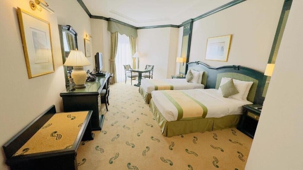 Фото Knight Castle Hotel 5*