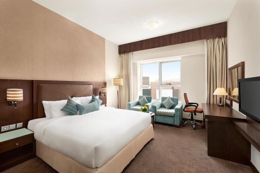 Фотография Ramada by Wyndham Dubai Deira (ex. Ramada Hotel by Landmark) 4*