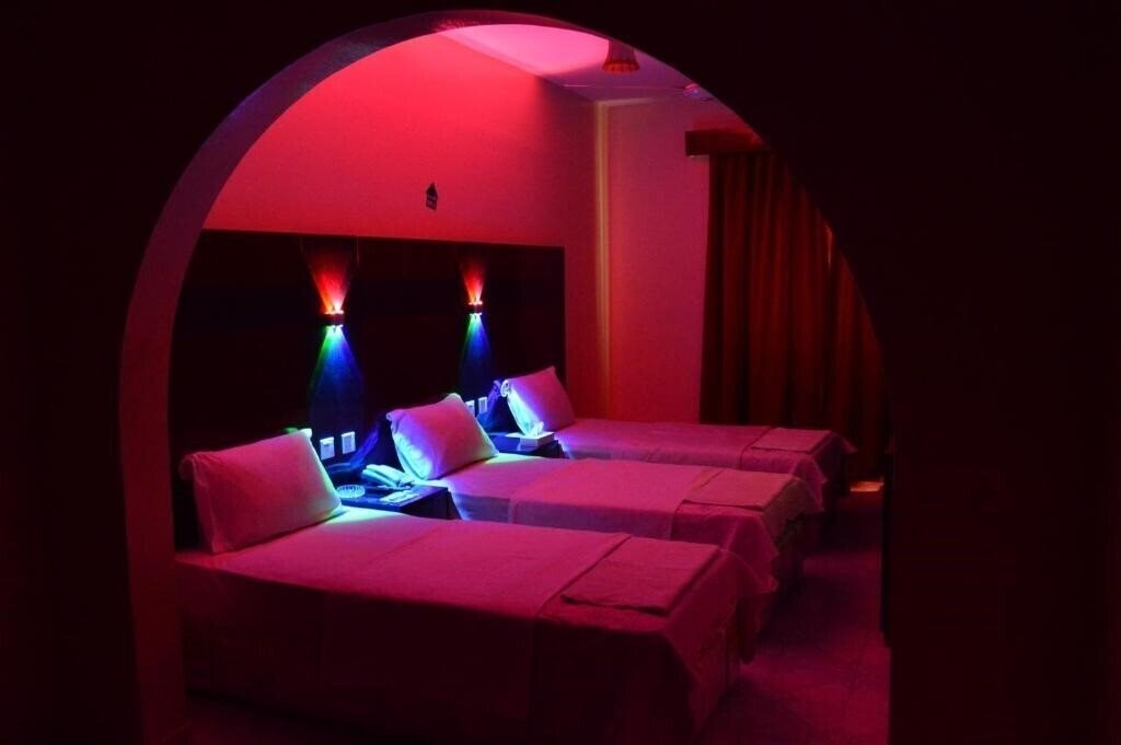 Отель Tehran Hotel 1*