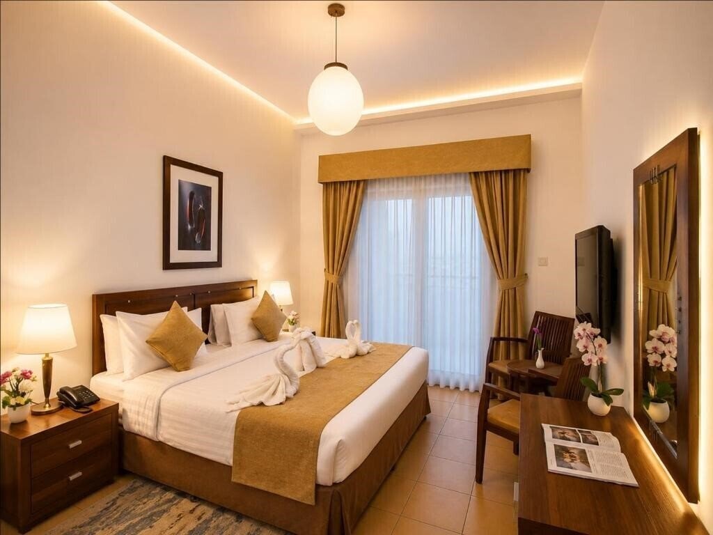 Отель Tulip Hotel Apartments 3*