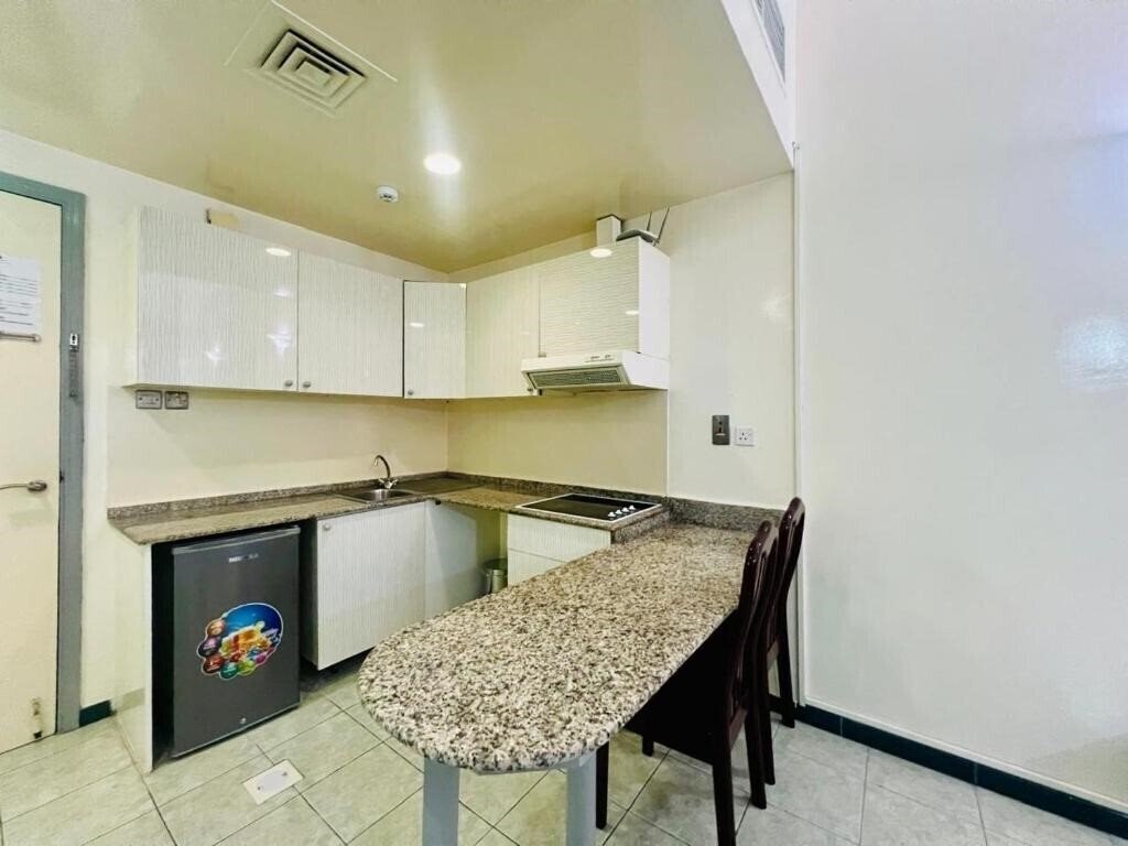 Изображение Sky Hotel Apartments 3*