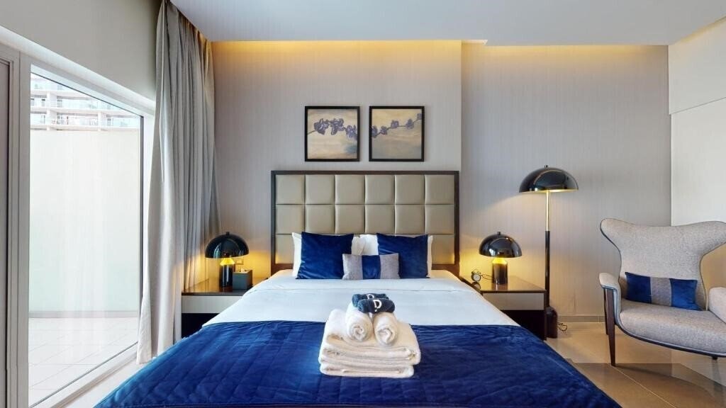 Отель Majestine 1617 4*