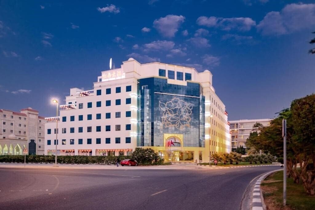 Отель Peony Hotel 5*