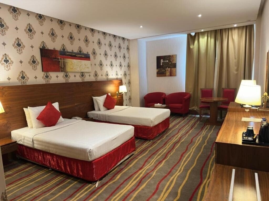 Отель Al Khaleej Palace Deira Hotel (ex. Al Khaleej Palace Hotel, Al Khaleej Plaza Hotel) 4*