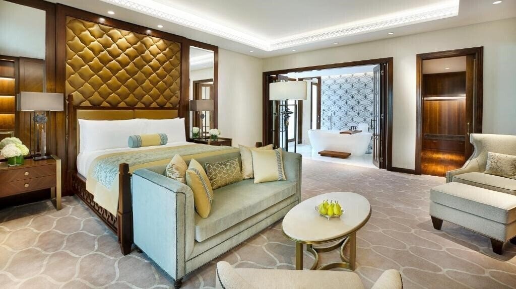 Картинка The Ritz Carlton Hotel 5*