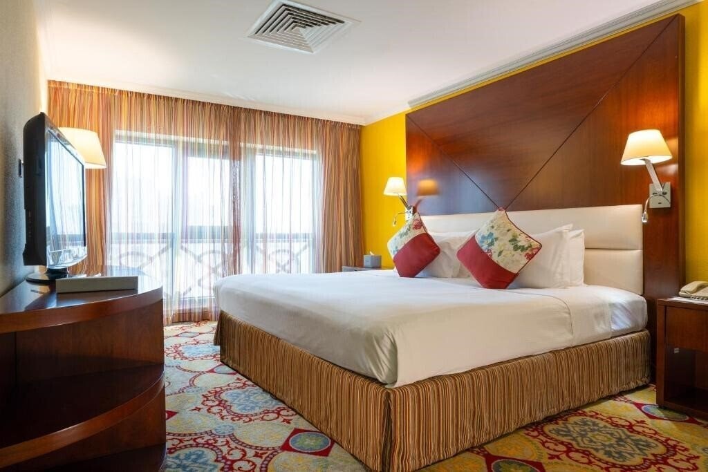 Отель Coral Dubai Deira Hotel 4*