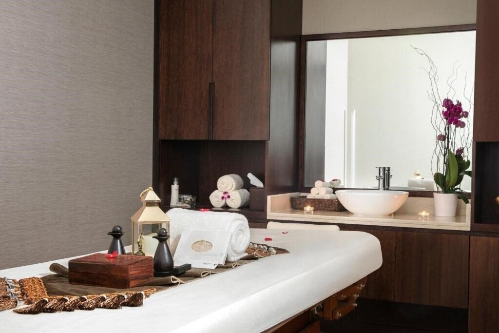 Фотография Jumeira Rotana 4*