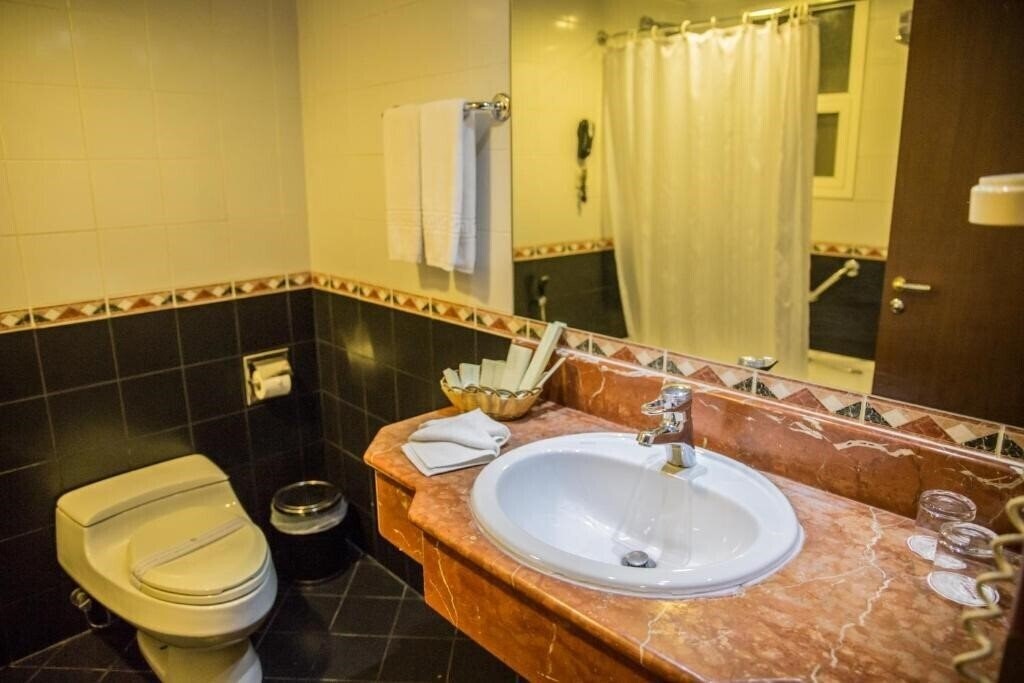 Фотография Saffron Boutique Hotel 4*
