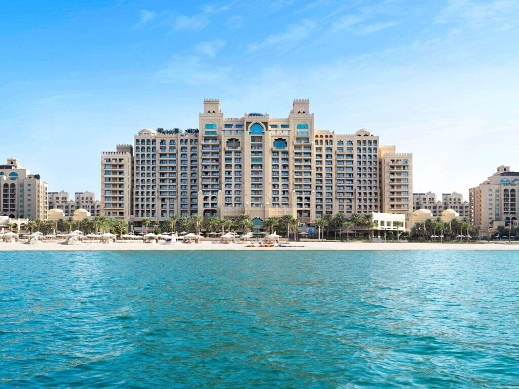 Отель Fairmont The Palm Dubai 5*