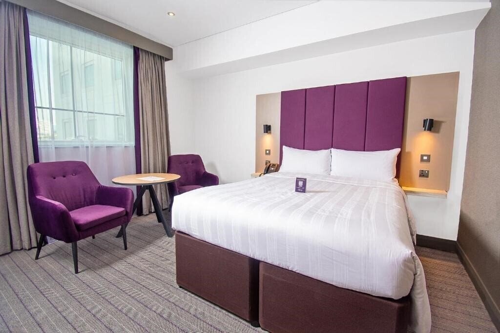 Фото Premier Inn Dubai International Airport 3*