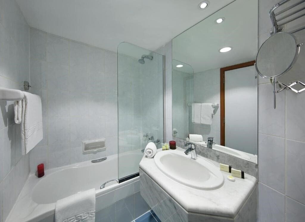 Фотография Admiral Plaza Hotel 3*