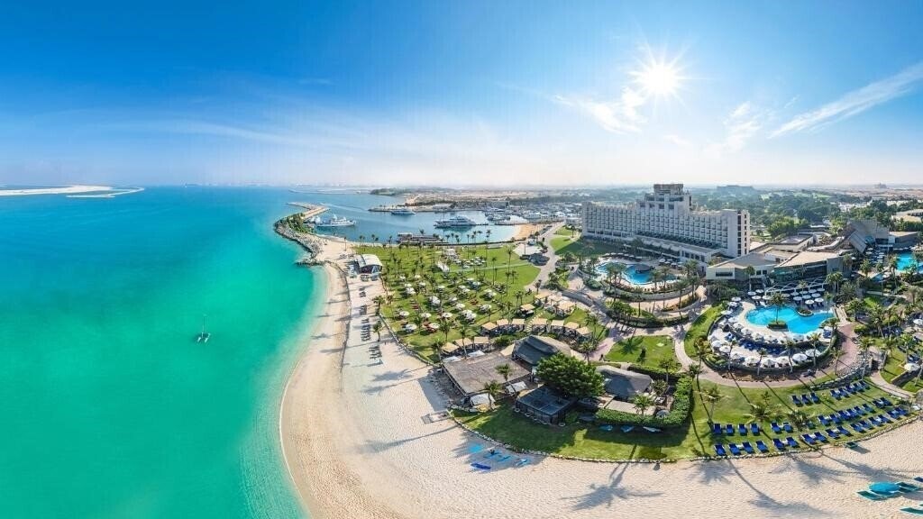 Отель JA Beach Hotel (ex. Jebel Ali Beach) 5*