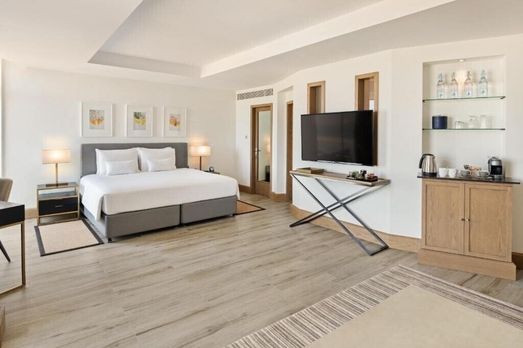 Изображение JA Beach Hotel 5*