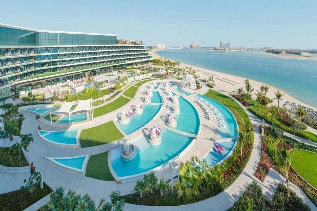 Отель W Dubai The Palm 5*