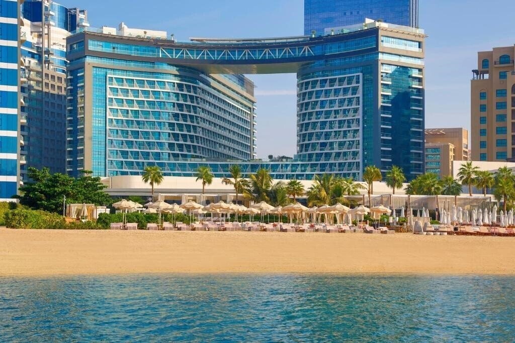 Изображение NH Collection Dubai The Palm 5*