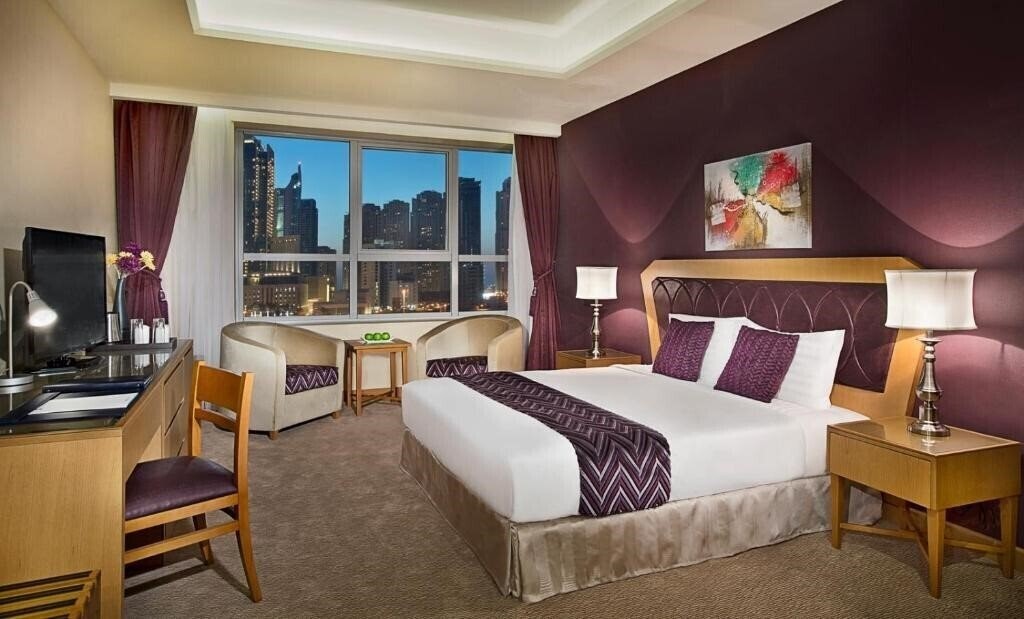 Отель Armada Avenue Hotel, Jumairah Lake Towers (ex. Armada Bluebay Hotel) 4*