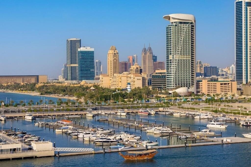 Отель W Dubai Mina Seyahi 5*