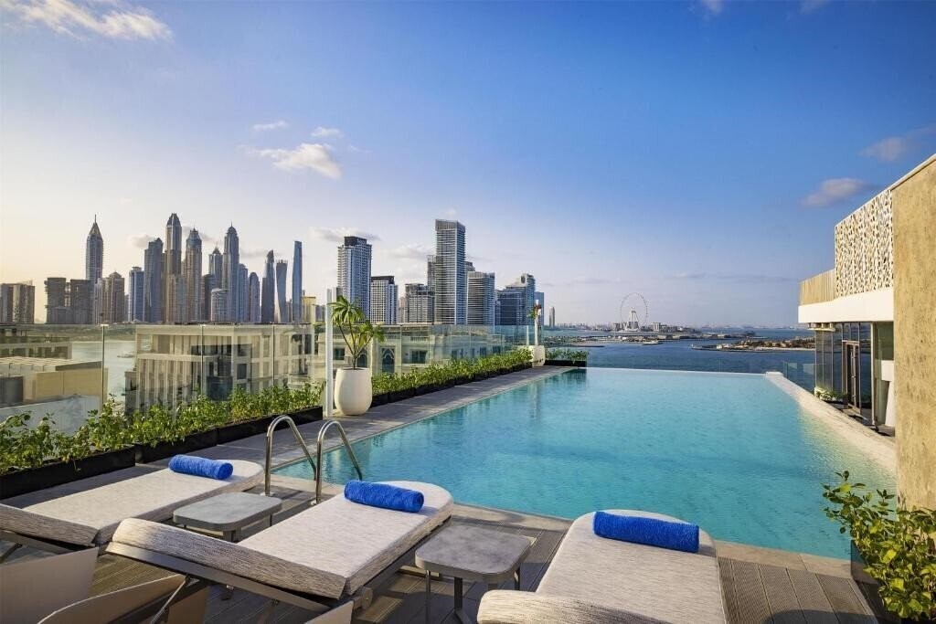 Отель Tumbi Hotel Dubai The Palm, Tapestry Collection by Hilton 4*