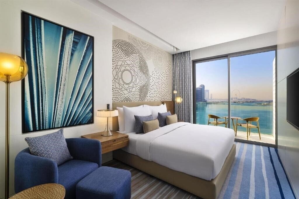 Фото Tumbi Hotel Dubai The Palm, Tapestry Collection by Hilton 4*