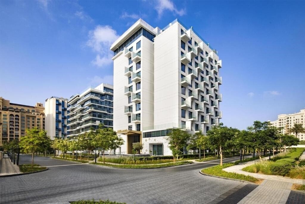 Картинка Tumbi Hotel Dubai The Palm, Tapestry Collection by Hilton 4*