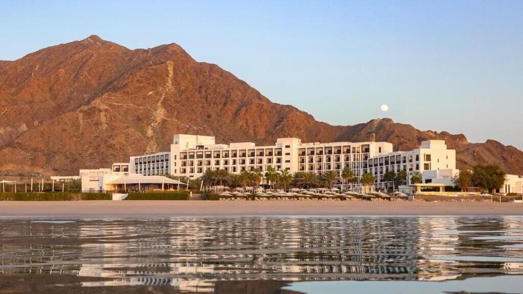 Отель Intercontinental Fujairah Resort 5*