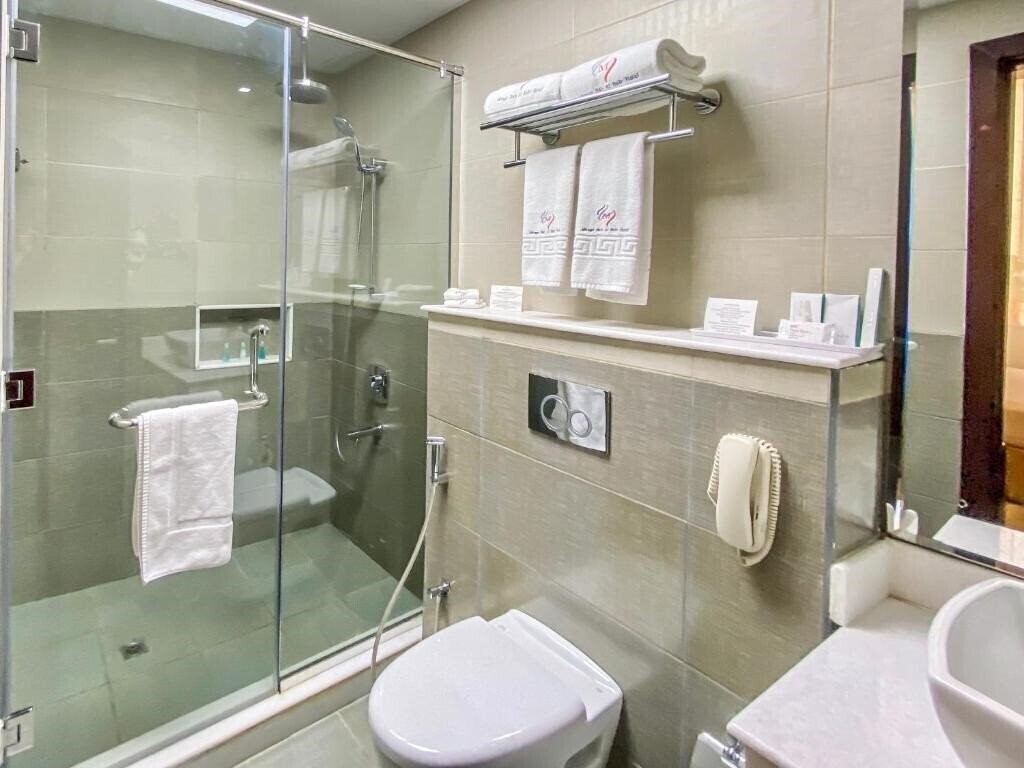 Отель Mirage Bab Al Bahr Beach Hotel 5*
