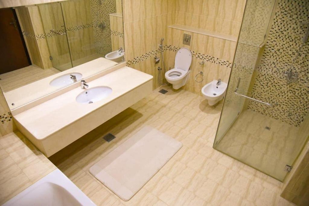 Фото Brand New Luxury 5 Bedroom Villa With Sea View 4*