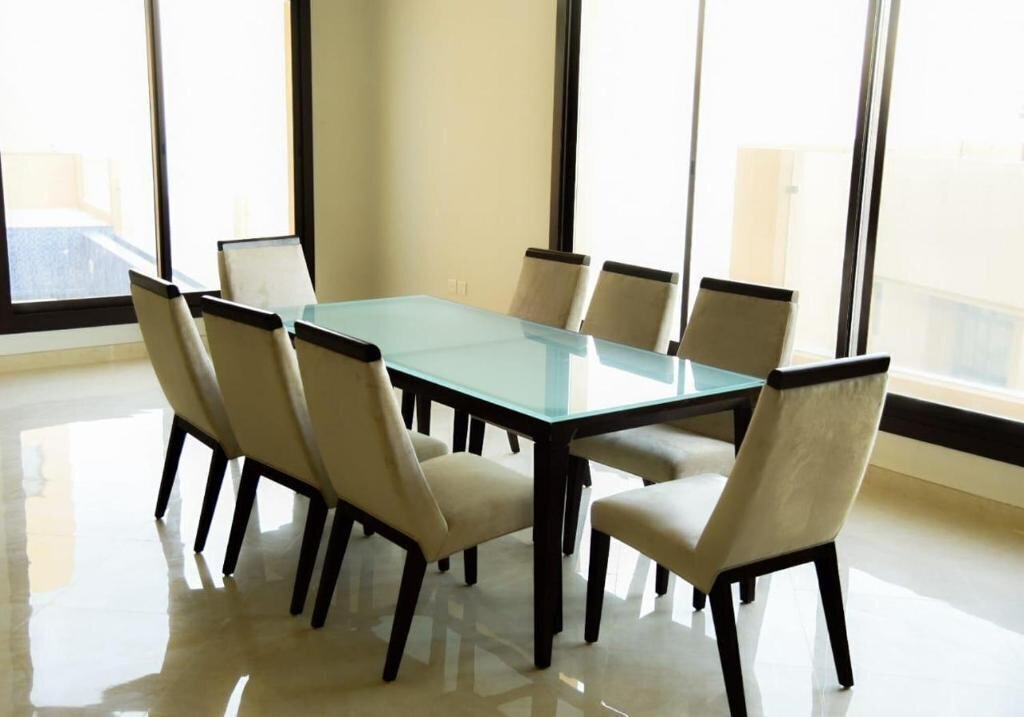 Фотография Brand New Luxury 5 Bedroom Villa With Sea View 4*