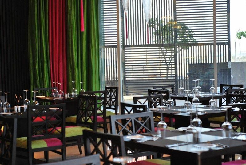 Фото Yas Island Rotana 4*