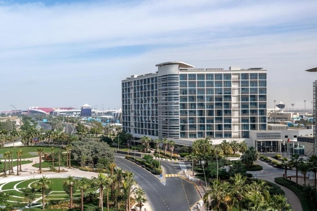 Фото Yas Plaza Hotel Roulette 4*