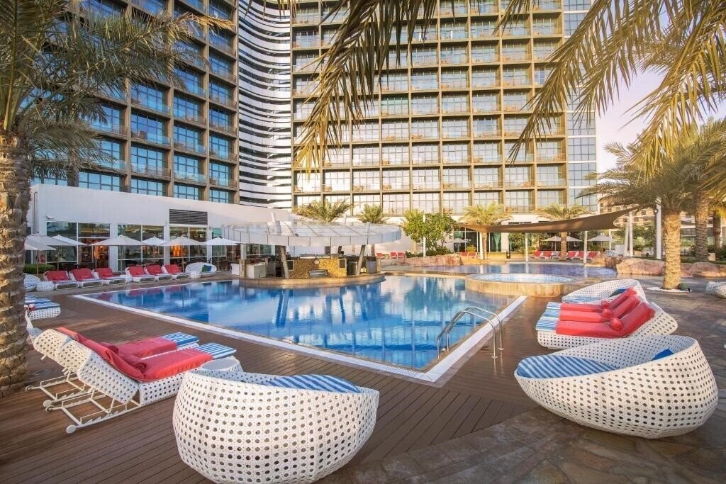 Картинка Yas Plaza Hotel Roulette 4*