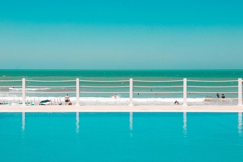 Изображение BM Beach Hotel 4*