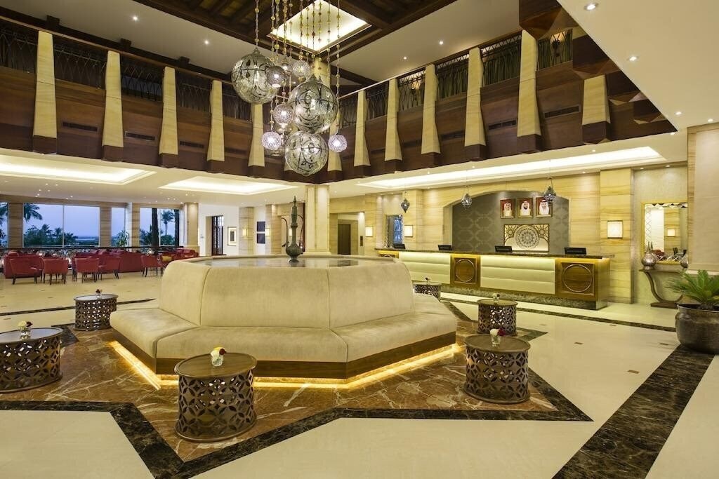 Фотография Al Hamra Fort & Beach Resort 5*