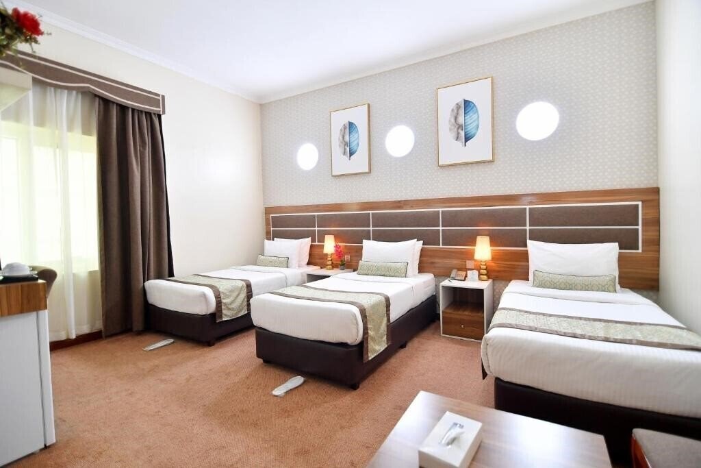 Изображение Nejoum Al Emarate Hotel Sharjah 3*