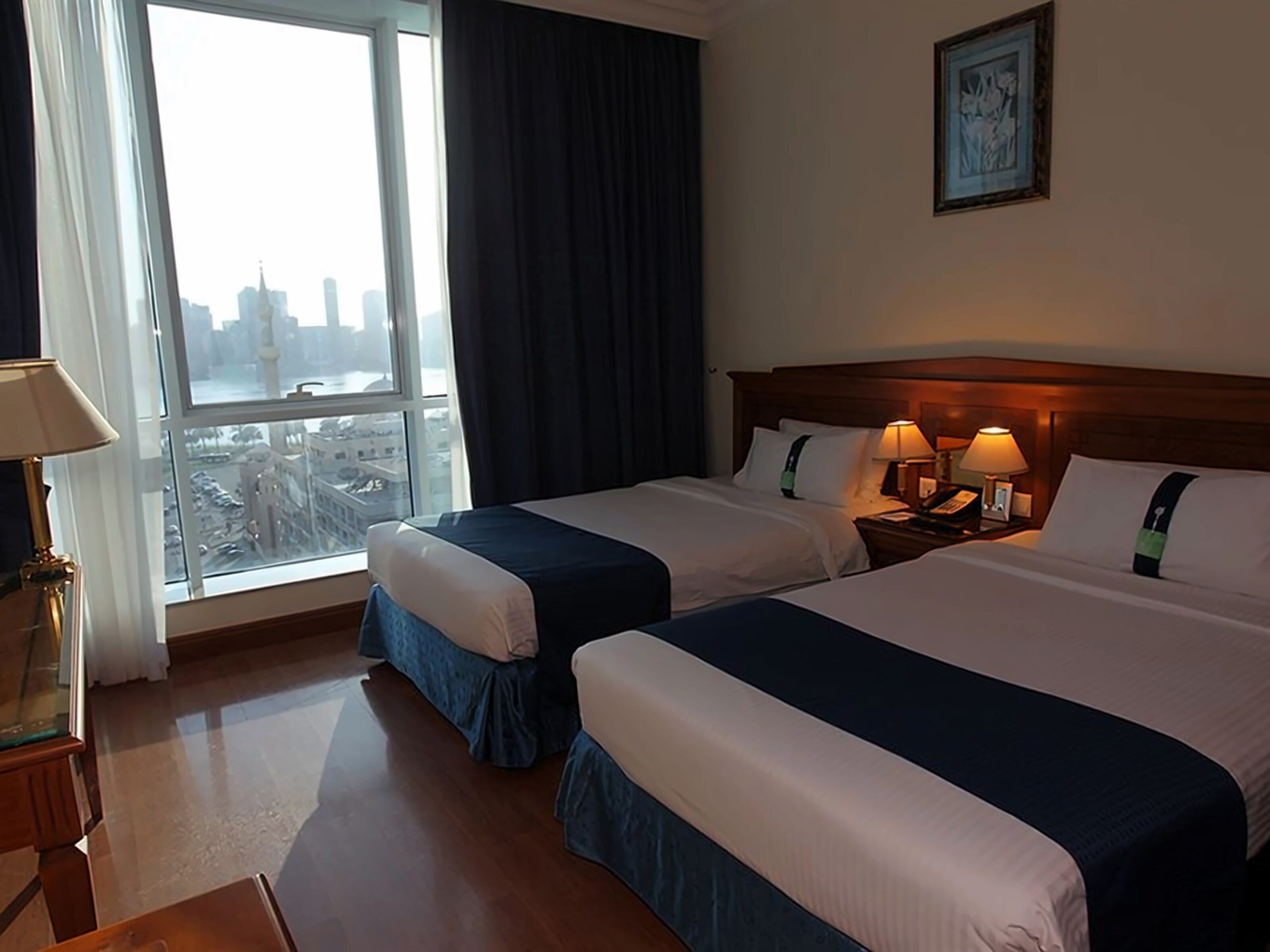Картинка Grand Excelsior Hotel Sharjah (ex. Grand Excelsior Sharjah, Holiday Inn Sharjah) 4*