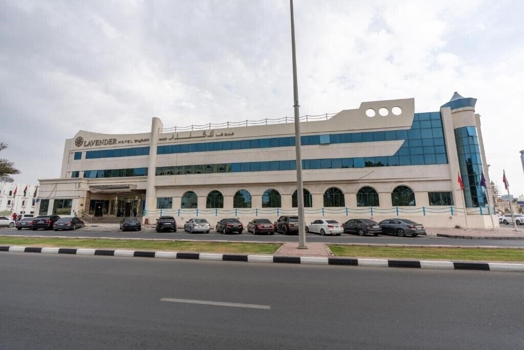 Отель Lavender Hotel Sharjah 4*