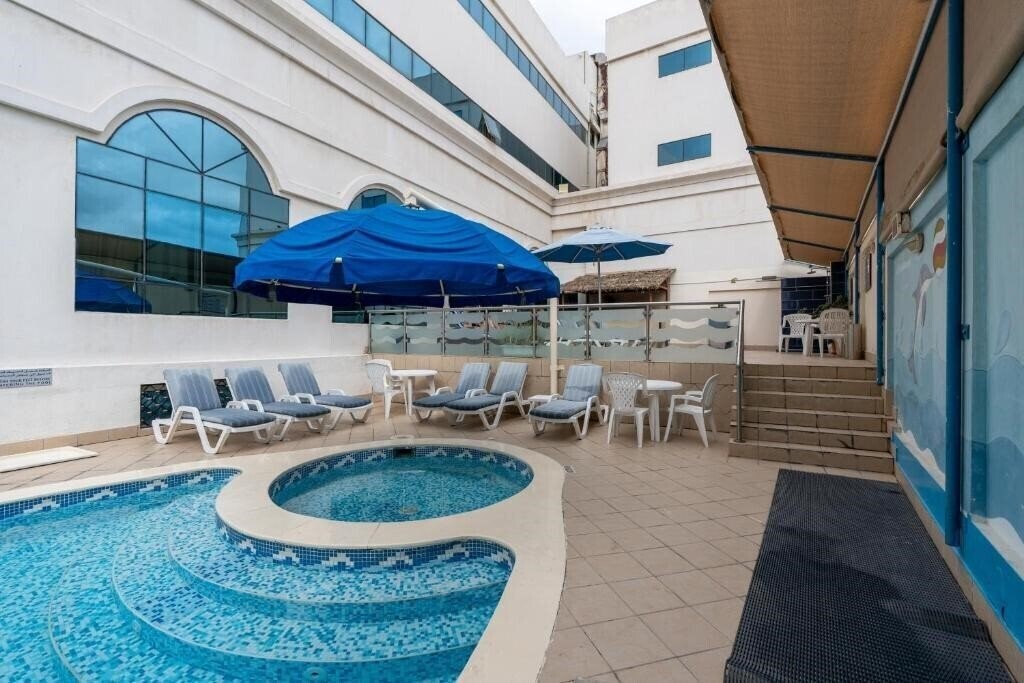 Фото Lavender Hotel Sharjah 4*