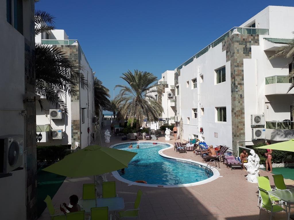 Отель Green House Resort 3*