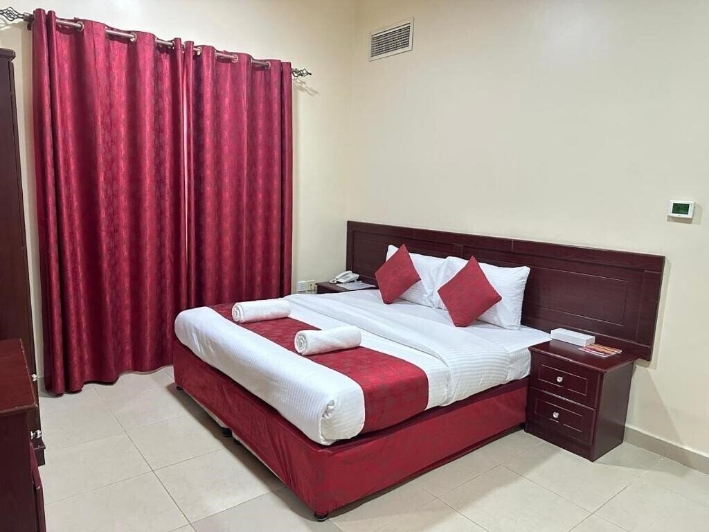 Отель Al Reem Hotel Apartments 2*