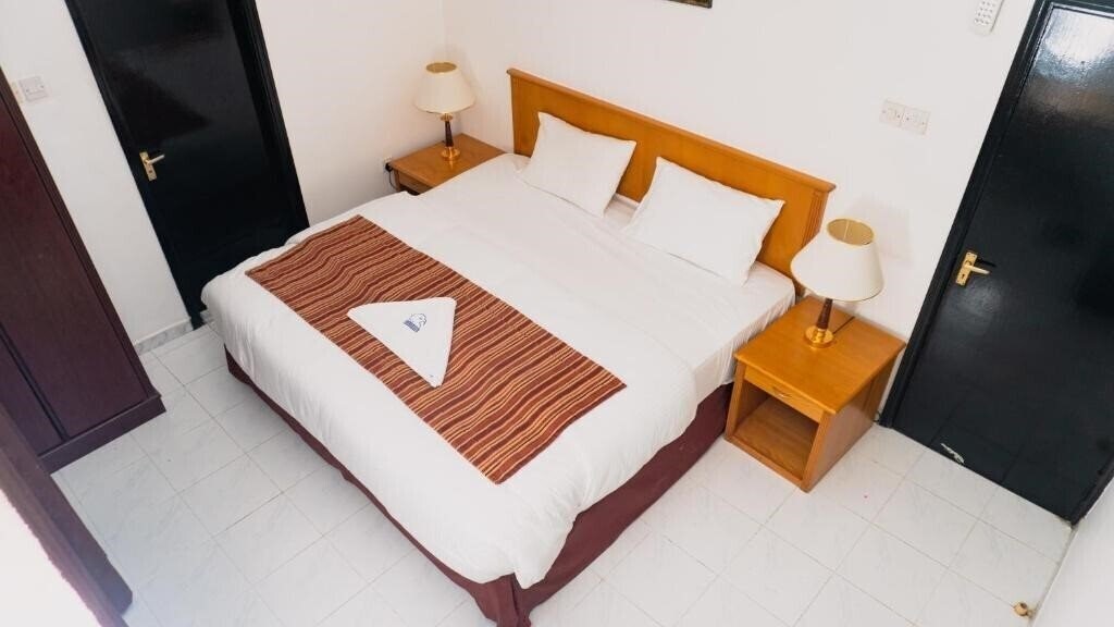 Фото Pan Emirates Hotel 1*