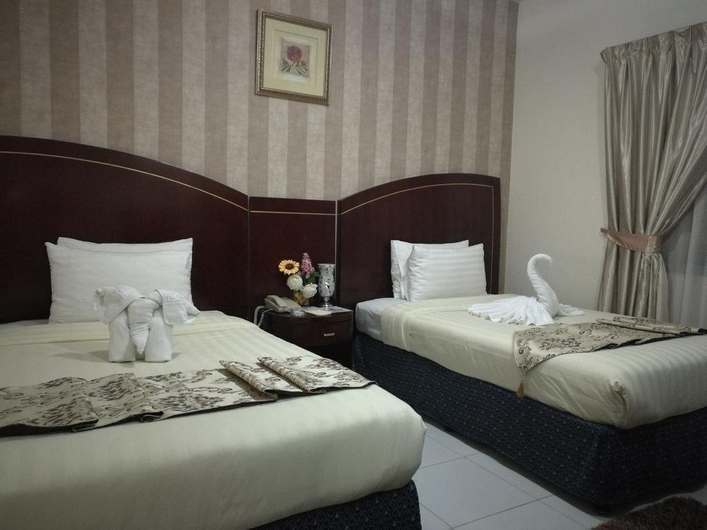 Изображение Royal Crown 3*